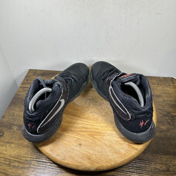 Nike Kyrie 2 Black Shoes Mens Size 8.5 Basketball 819583-006